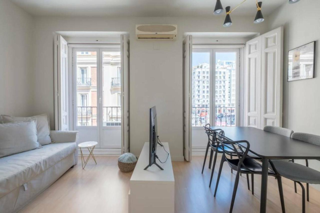 Apartamento Callao Apartment Madrid Luaran gambar